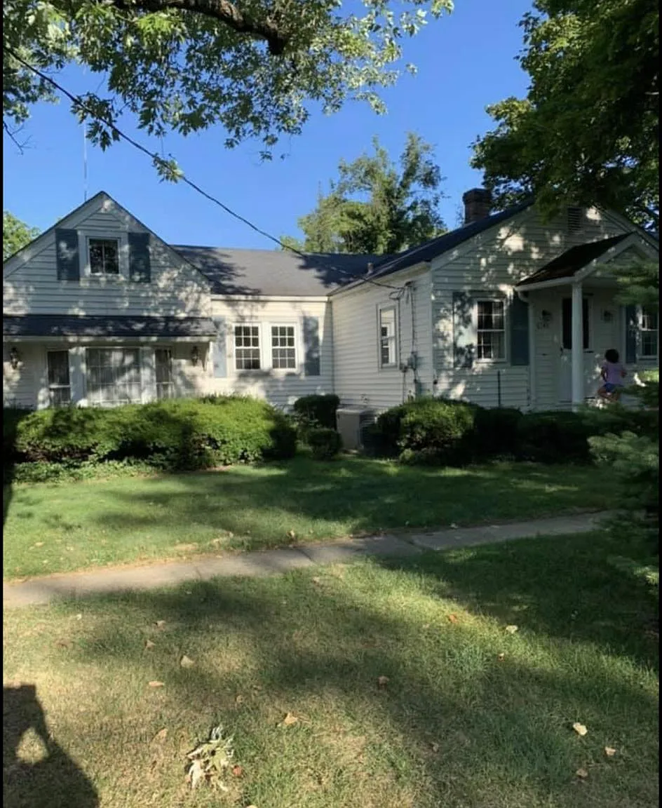 4 bed, 2048 sqft, $2,800 — Photo 1