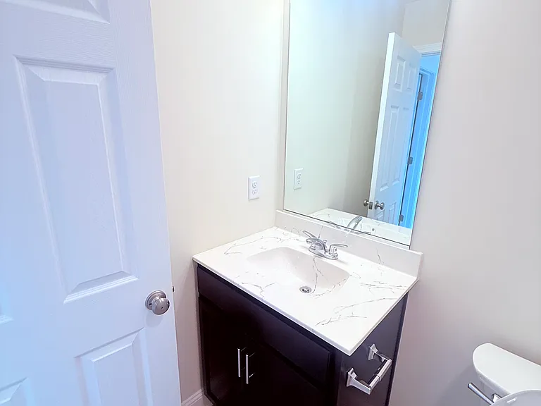 44 Nantucket St — Photo 15