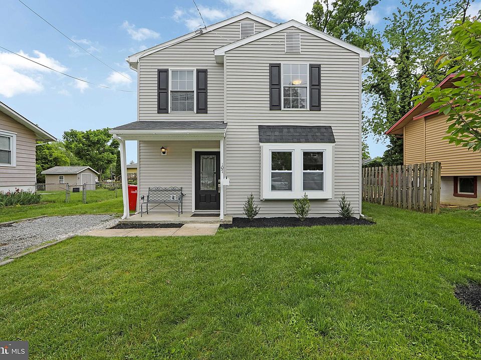 1st image of 107 E Crestwood Ave
