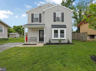107 E Crestwood Ave, Somerdale, NJ 08083