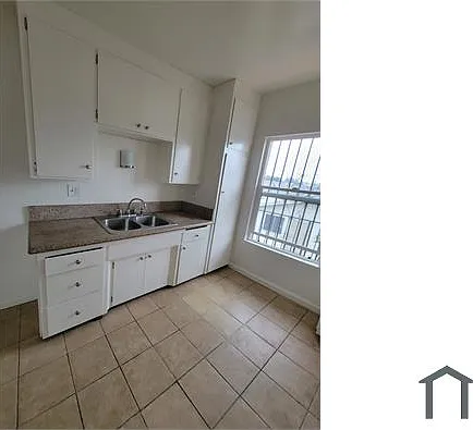 843 W 65th St #3 — Photo 6