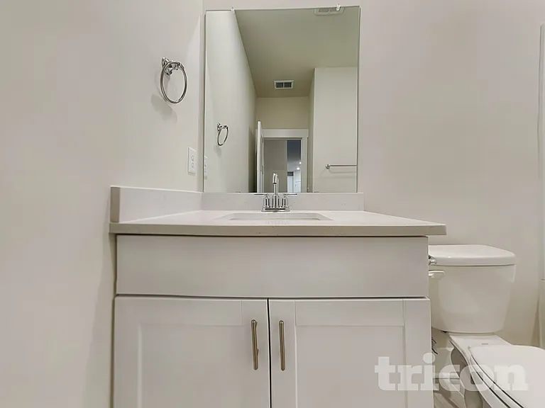 300 Allenby Ln — Photo 17