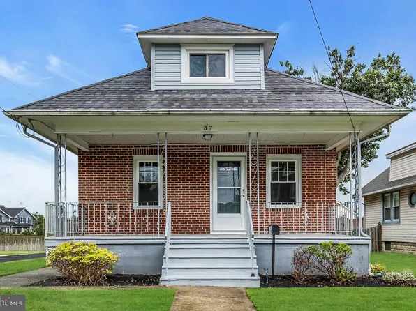 37 Knight Ave, Runnemede, NJ 08078