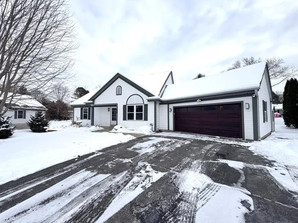 198 Cramer AVENUE, Dousman, WI 53118