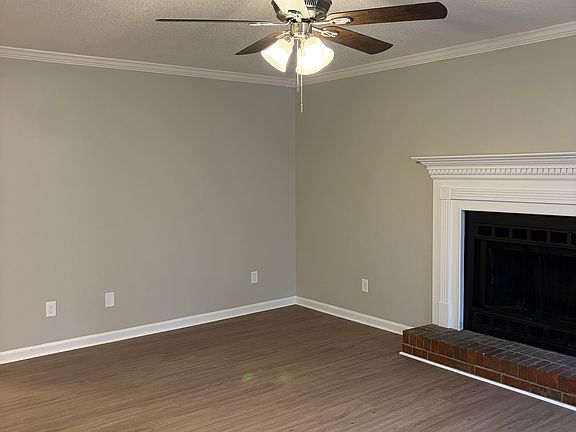 3rd image of 602 Timber Hill Dr