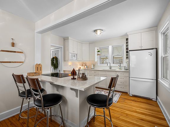 5th image of 152 Mount Edward Rd