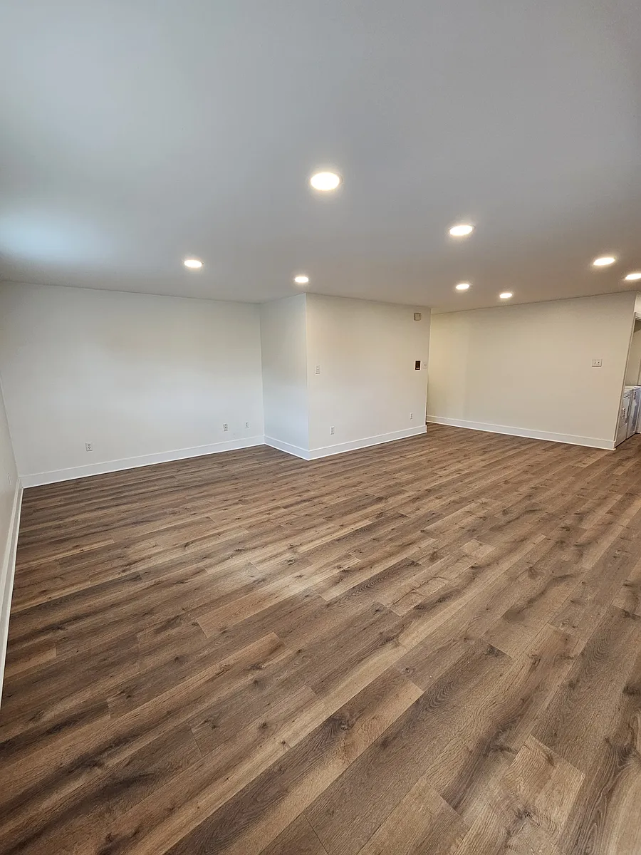 Building Photo - 206 Grant Ave #F