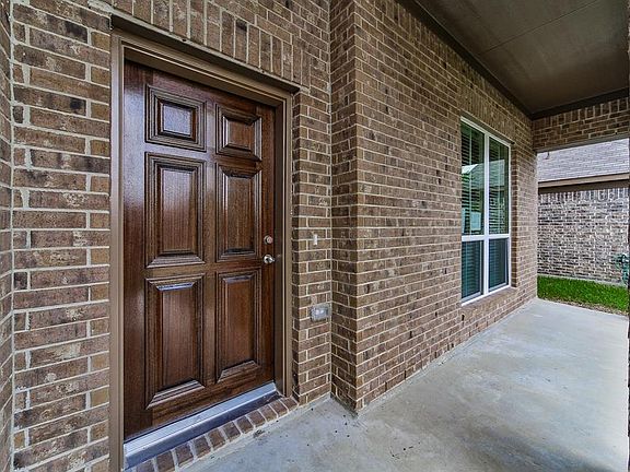 4th image of 6827 Oaken Gate Way