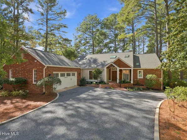 315 Lake Forest Drive SW, Pinehurst, NC 28374