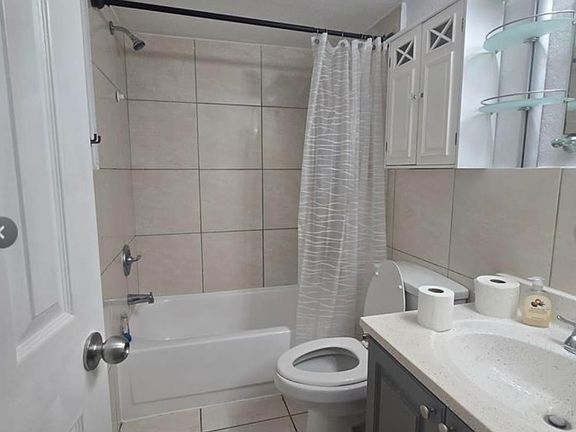 4th image of 11195 SW 1st St APT 217