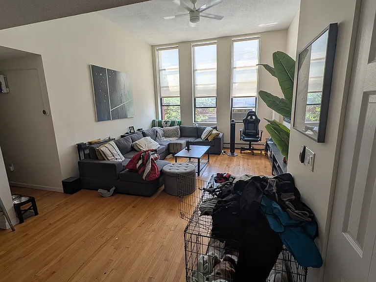 60 Gibson St #210 — Photo 6