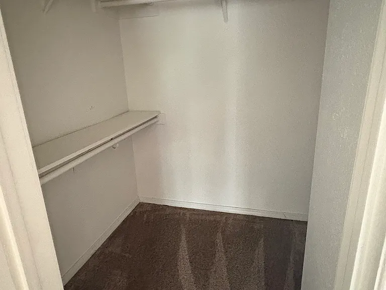 9700 Leawood Blvd #302 — Photo 7