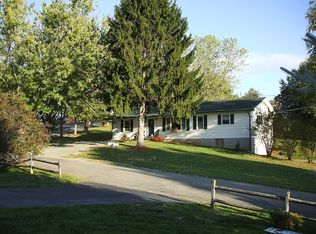 132 Center St, Sparta, NC 28675