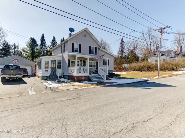 109 2nd Street Street, Gloversville, NY 12078