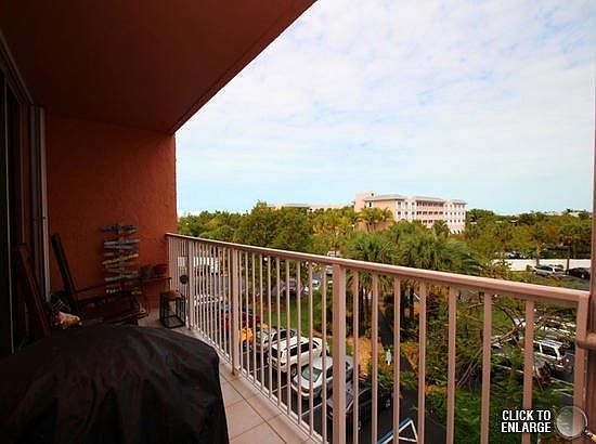 5th image of 3930 S Roosevelt Blvd APT 302W