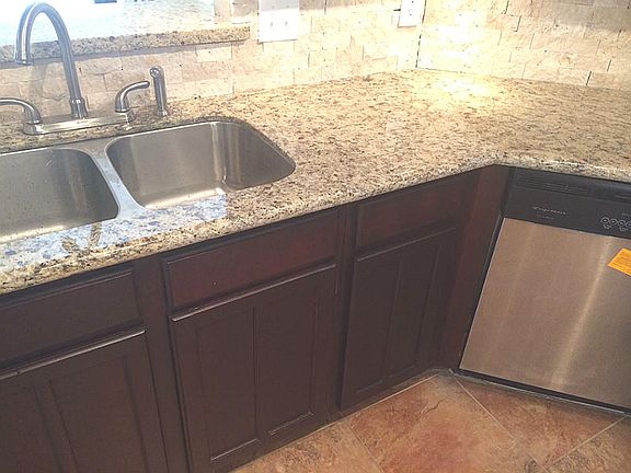3rd image of 7210 Sonnet Glen Ln
