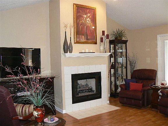 2nd image of 6113 Arnies Way