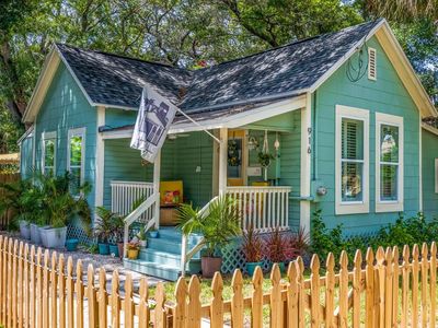 916 Crescent Lake Dr N, Saint Petersburg, FL, 33701