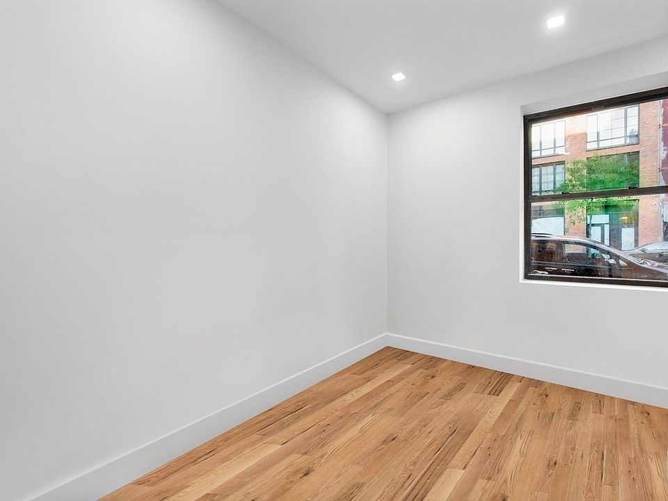 2nd image of 184 Avenue A #1AA