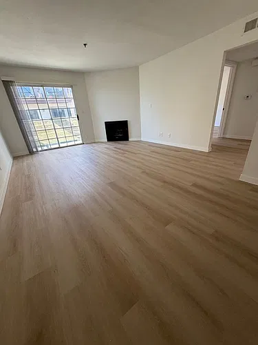 Floor plan 304
