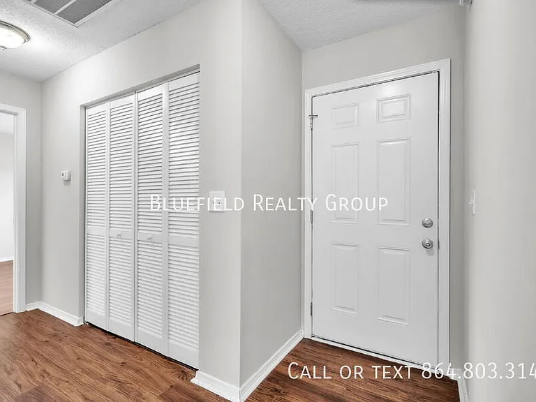 111 White Willow Ct — Photo 15