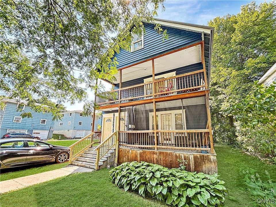 1st image of 226 Hubbell Ave #28