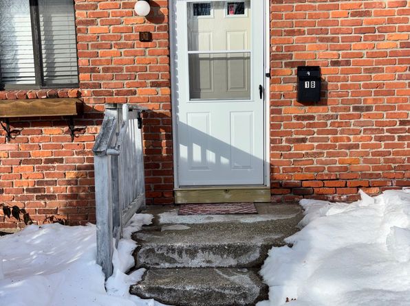 11 King Arthur Dr Unit 1B