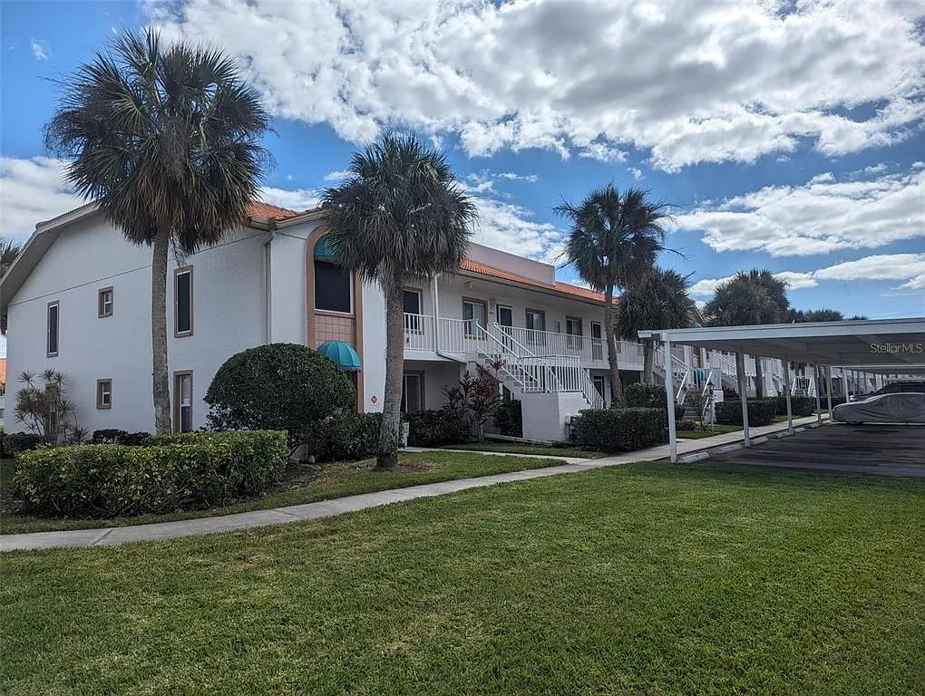 2 bed, 2.0 bath, 1003 sqft, $2,500 — Photo 1