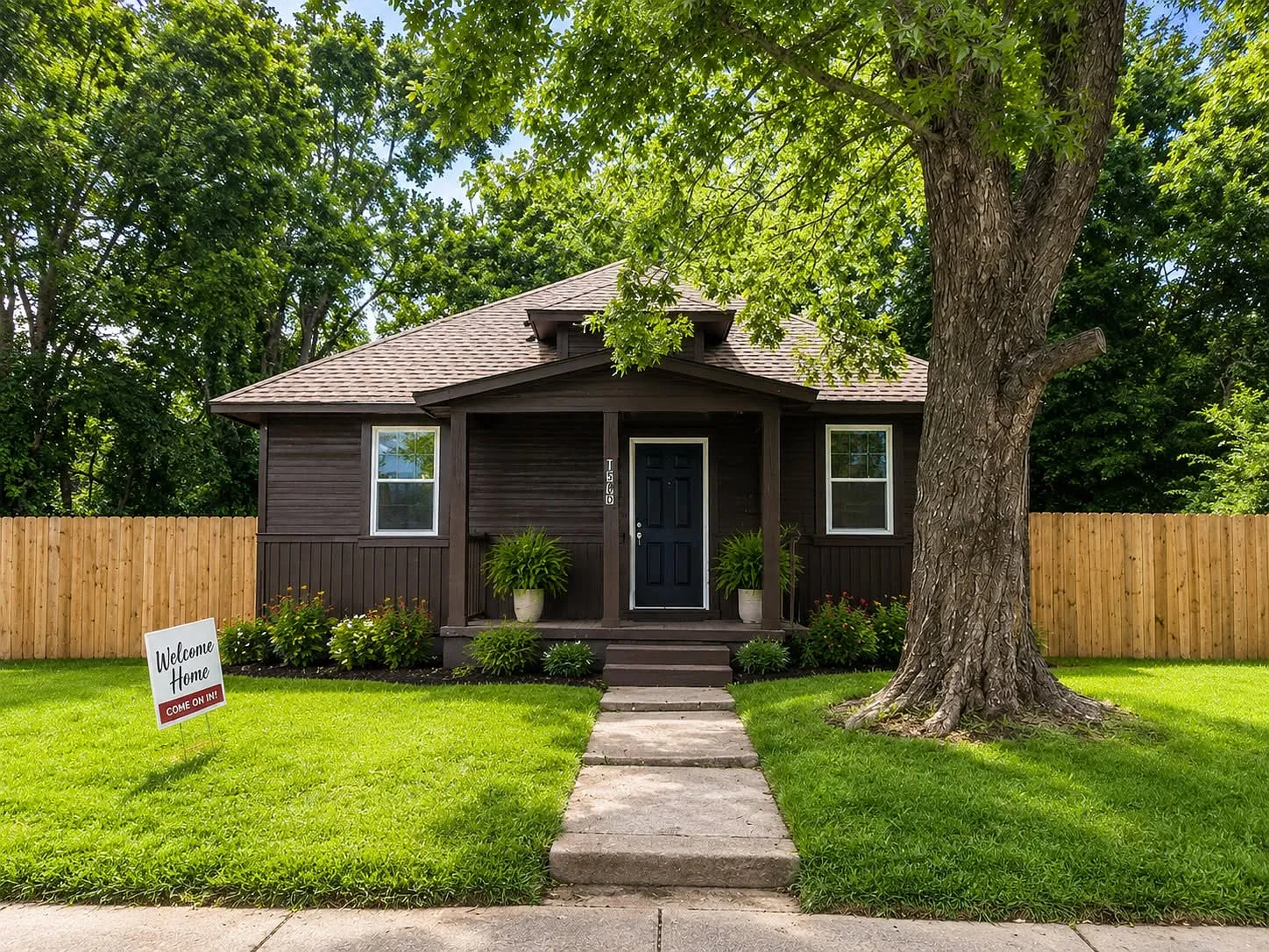 4 bed, $1,550 — Photo 1