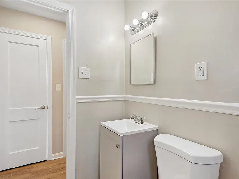 8505 Flower Ave — Photo 7