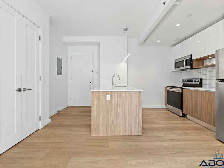 100 Lenox Rd #8A — Photo 4