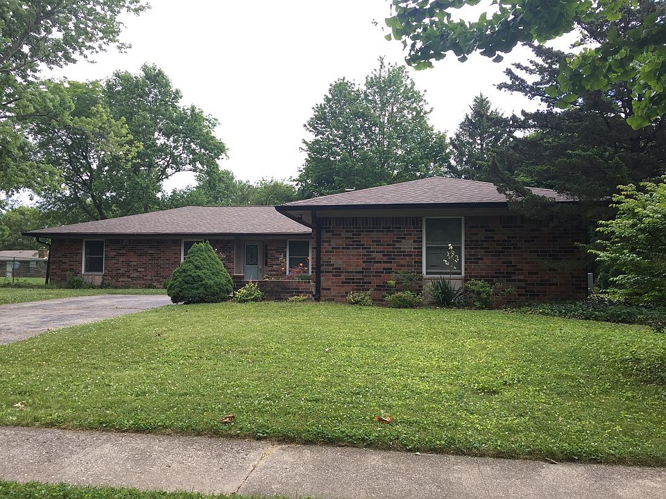 1st image of 8029 Vineyard Dr