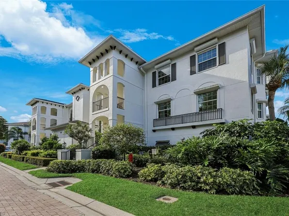 805 Bentwater Cir, Naples, FL