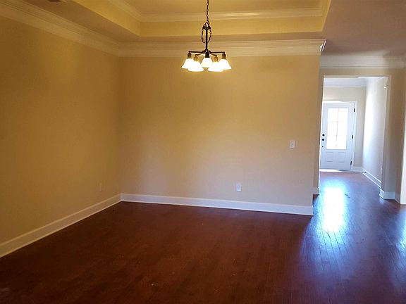 2nd image of 812 Branchside Trl Lot 119