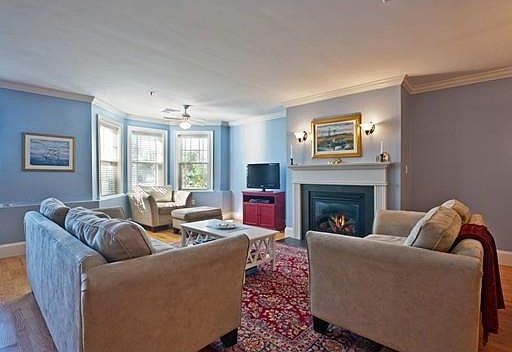 1st image of 15 Park Ave Unit 105