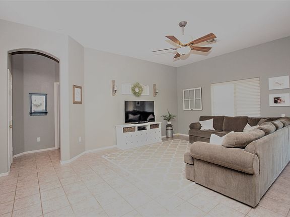 4th image of 10325 E 38th Ln