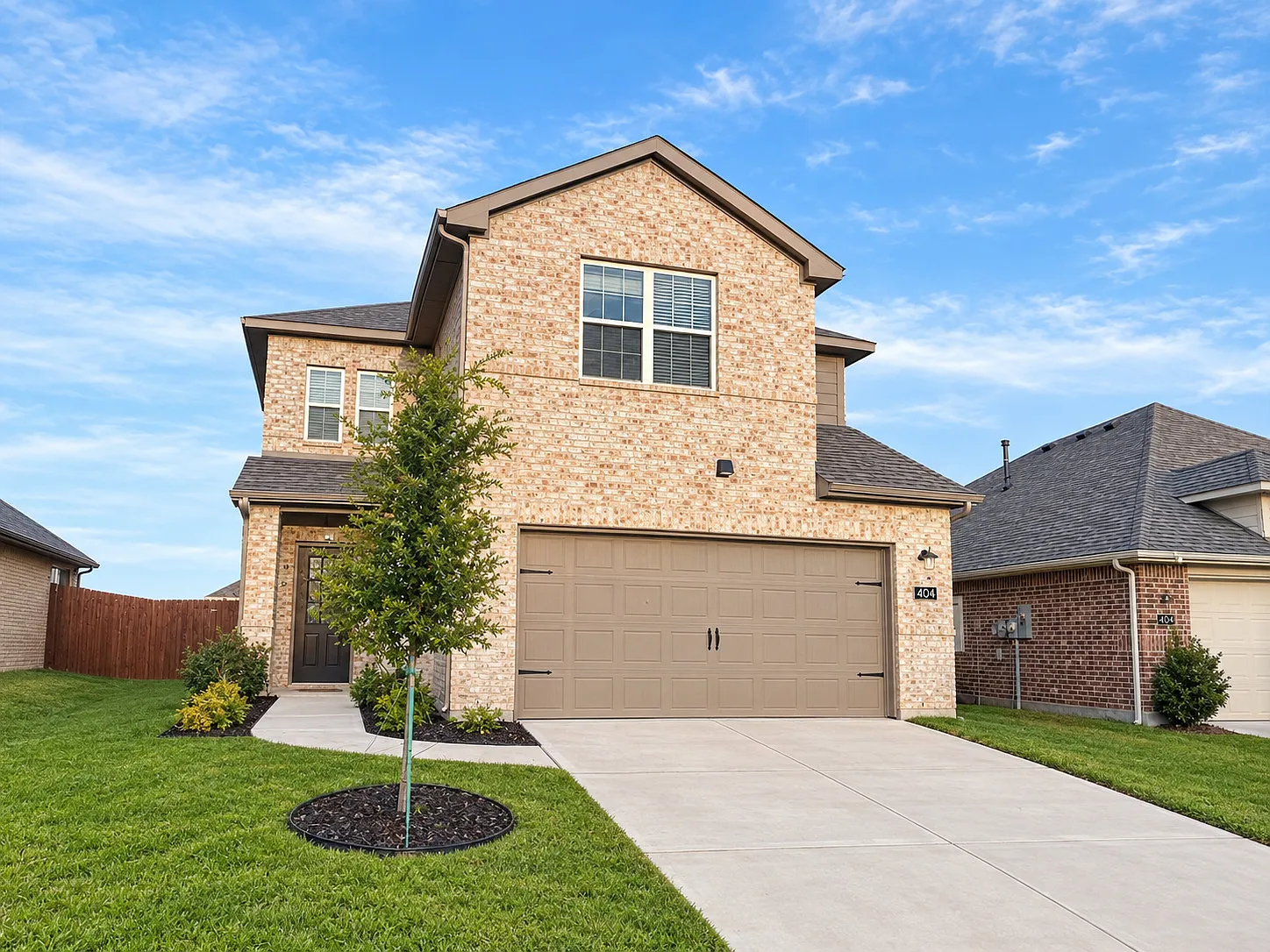 5 bed, 3042 sqft, $2,950 — Photo 1