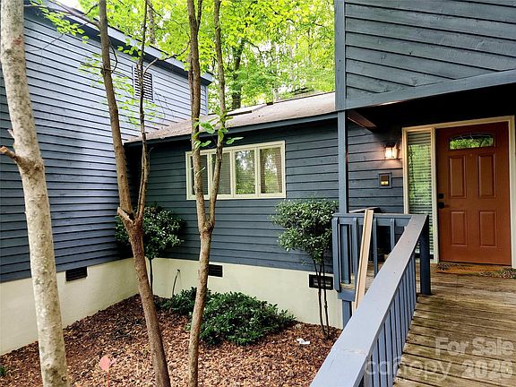4th image of 2800 Patio Ln