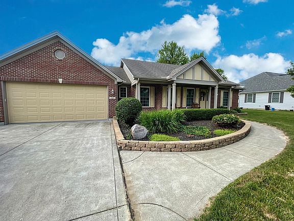 2nd image of 317 Woodside Ct