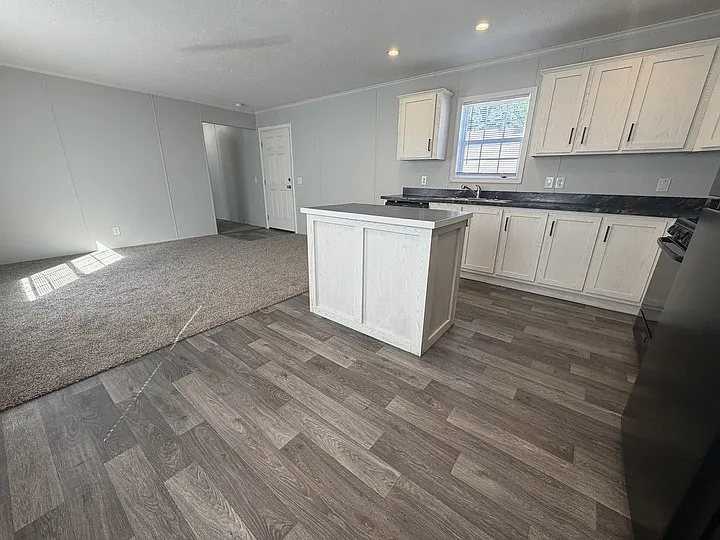 38000 Le Chateau Blvd #476 — Photo 8