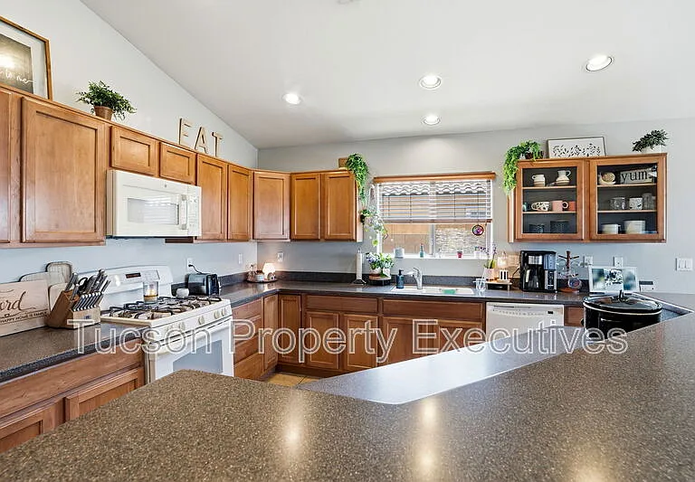 11655 W Stone Hearth St — Photo 14