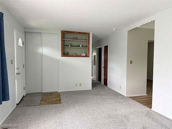 3rd image of 421 Linwood Dr