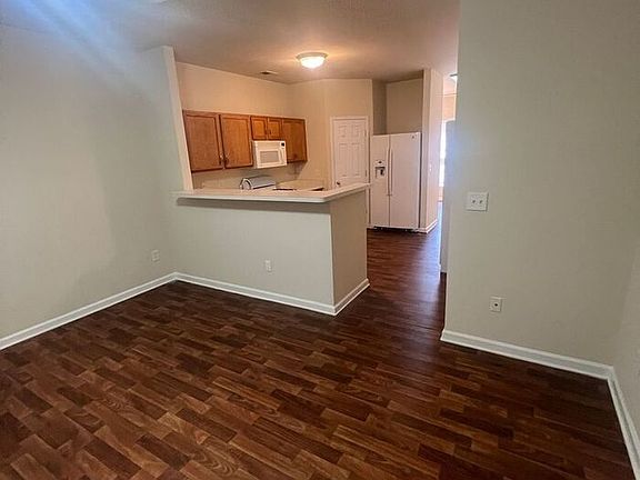 3rd image of 272 Paden Cove Trl