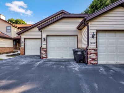 8127 South Legend DRIVE #G, Franklin, WI, 53132