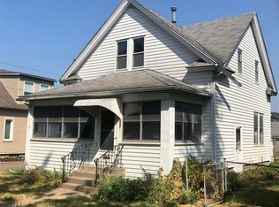 1342 W Pleasant St, Davenport, IA 52804