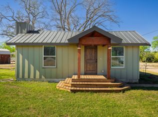 17301 Us Highway 277 N, Quemado, TX 78877