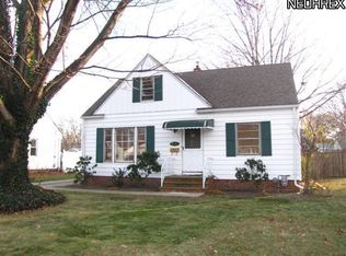 5241 Chestnut Hill Dr, Willoughby, OH 44094