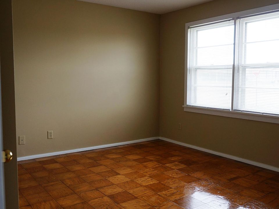 2nd image of 273 Agua Dr