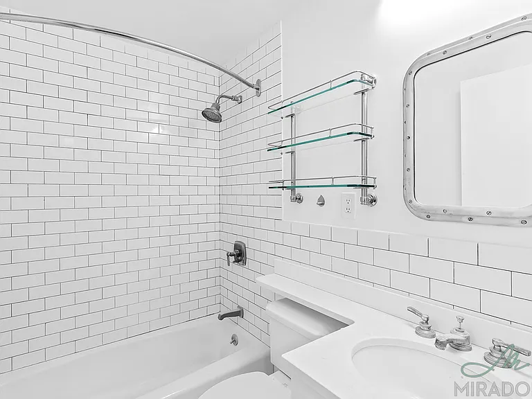 330 E 39th St #36A — Photo 6