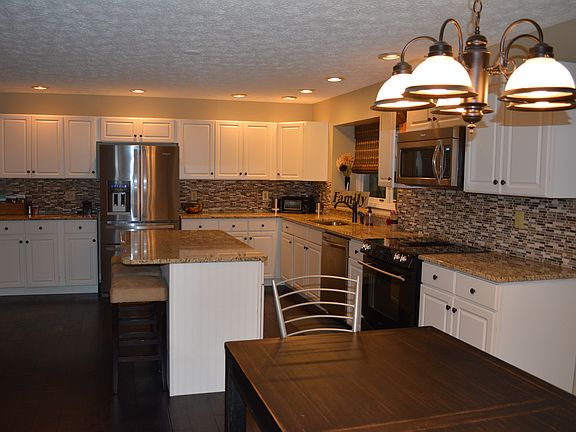 5th image of 13092 Fawnsbrook Dr